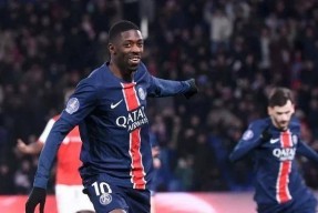 开云在线-包含清晨欧超杯传出新动向，瓦伦西亚复出首秀，管理层表态——更衣室稳定，身体对抗强度拉满的词条